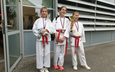 Imamo kar dve novi mladi državni prvakinji v karateju